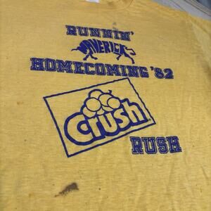Vintage 1982 Running Mavericks Homecoming Shirt Top Large Crush Soda Yellow 80s